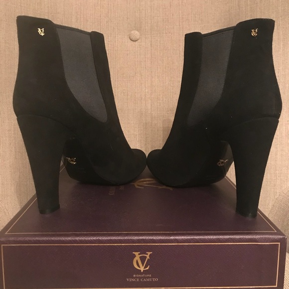 Vince Camuto boots - Picture 4 of 7